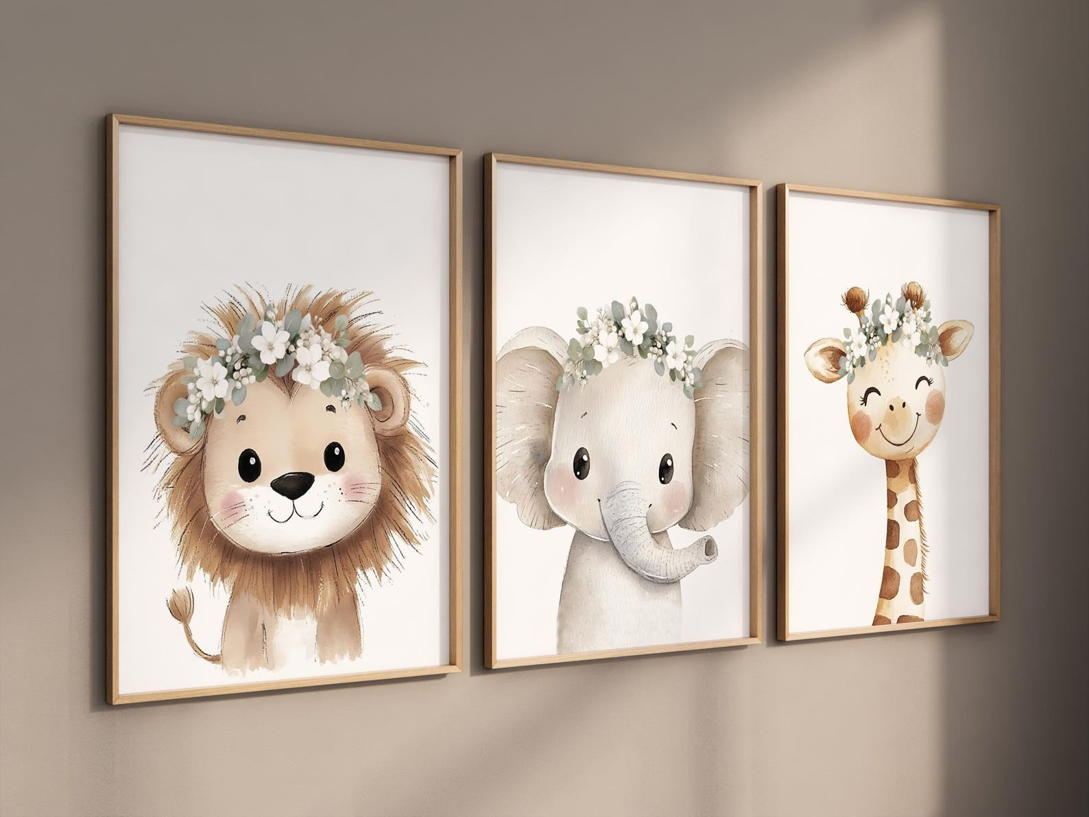 Cuadros Decorativos infantiles Modernos animales ilustracion niña flores blancas