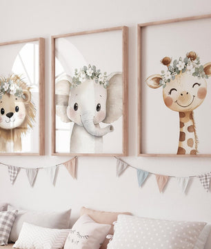 Cuadros Decorativos infantiles Modernos animales ilustracion niña flores blancas