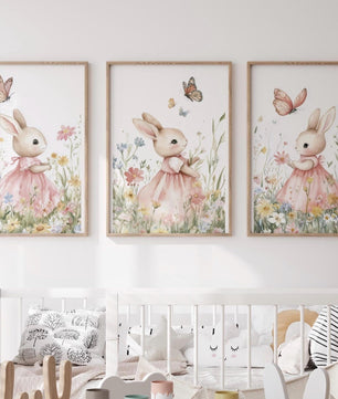 Cuadros Decorativos infantiles Modernos Coneja en pradera rosa