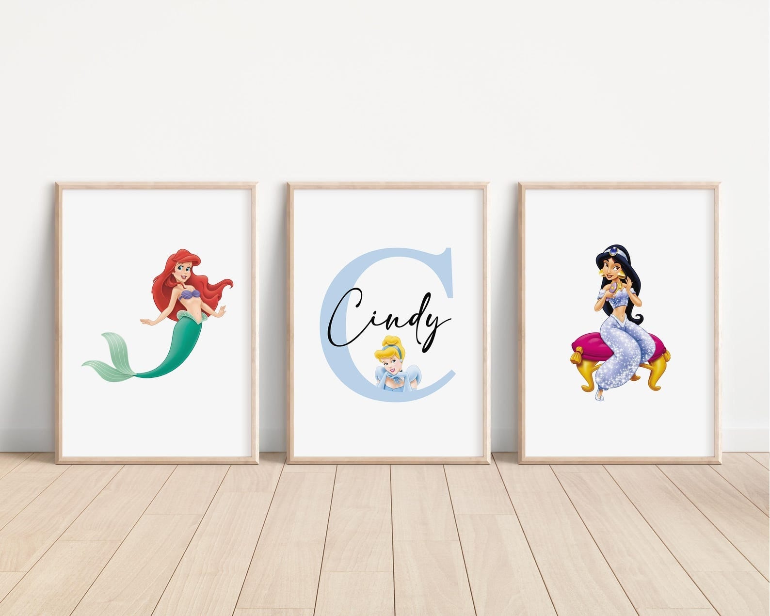 Cuadros Decorativos infantiles Modernos de princesas diseños variados con nombre