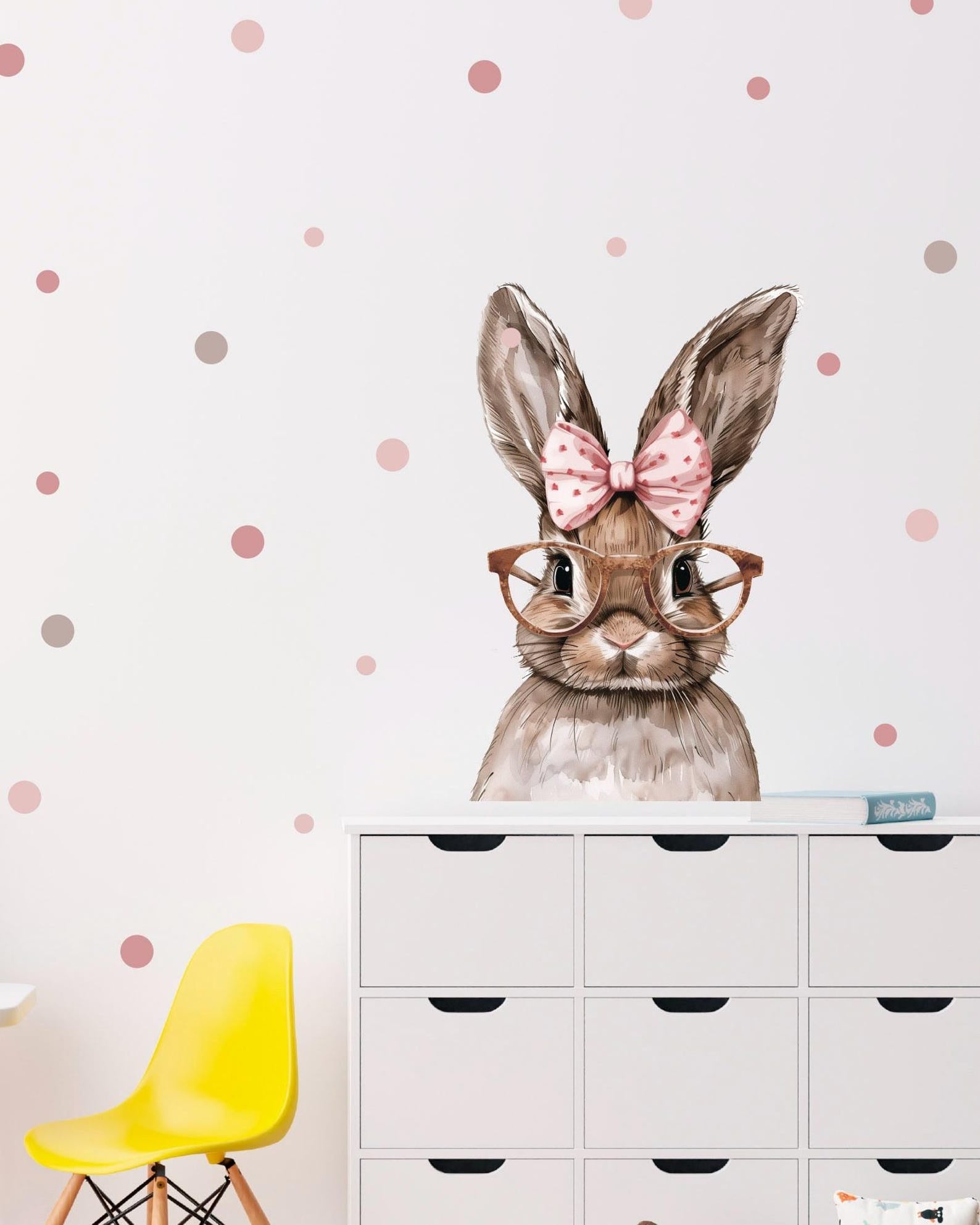 Vinilos decorativos Adhesivos infantiles de Pared Coneja con lazo y lentes