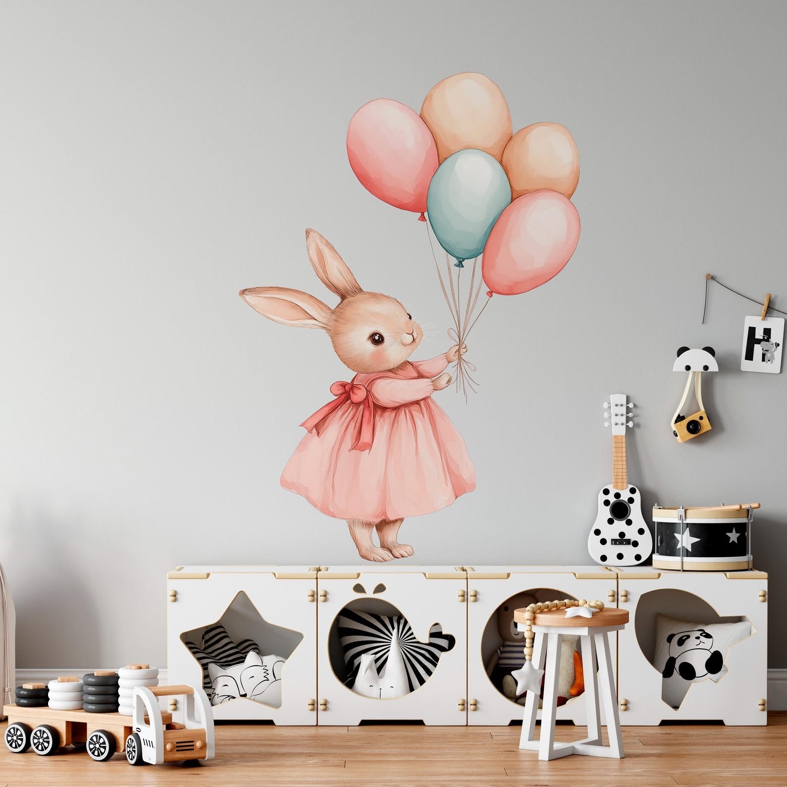 Vinilos decorativos Adhesivos infantiles de Pared Coneja con globos coloridos