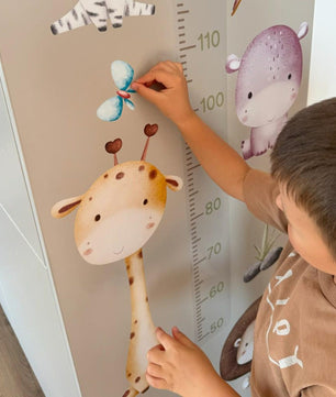 Medidor de altura infantil con animales de safari