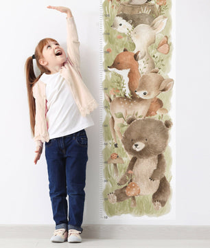 Medidor de altura infantil con animales del bosque