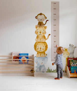 Medidor de altura infantil animales acuarelados torre