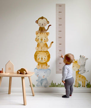 Medidor de altura infantil animales acuarelados torre