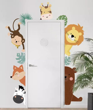 Vinilos decorativos Adhesivos infantiles de Puerta infantil con animales